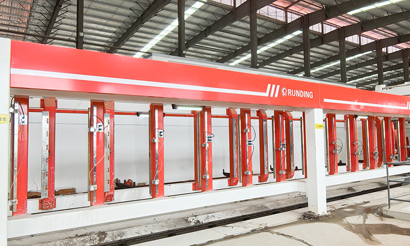 Macchina da taglio verticale